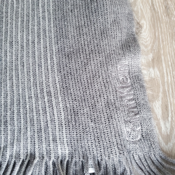 Men's sweaters and scarves - Picture 2 of 8